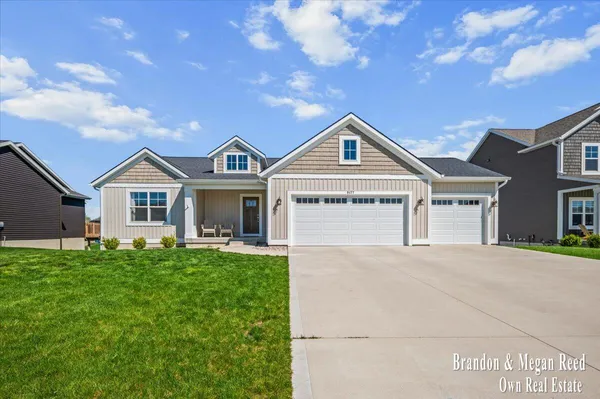 $485,000 | 9477 Fields Drive, Zeeland, MI 49464