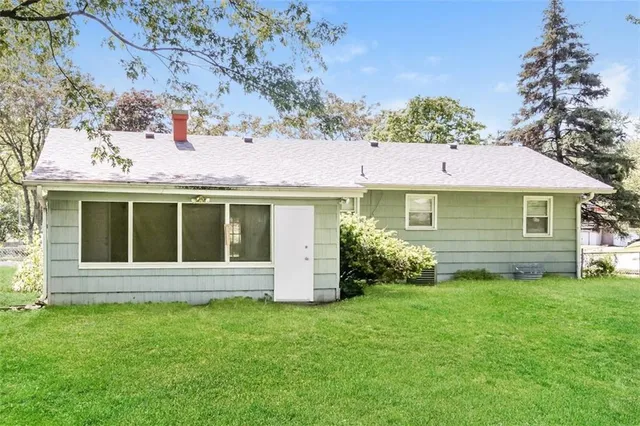 $1,495 | 3812 South James Avenue, Independence, MO 64055