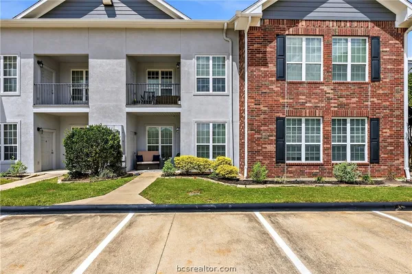 $249,900 | 801 Luther Street West, Unit 1402, College Station, TX 77840