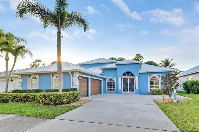 $859,999 | 2260 Northwest Windemere Drive, Stuart, FL 34994