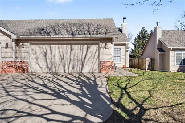 $289,000 | 5200 Congressional Place, Lawrence, KS 66049