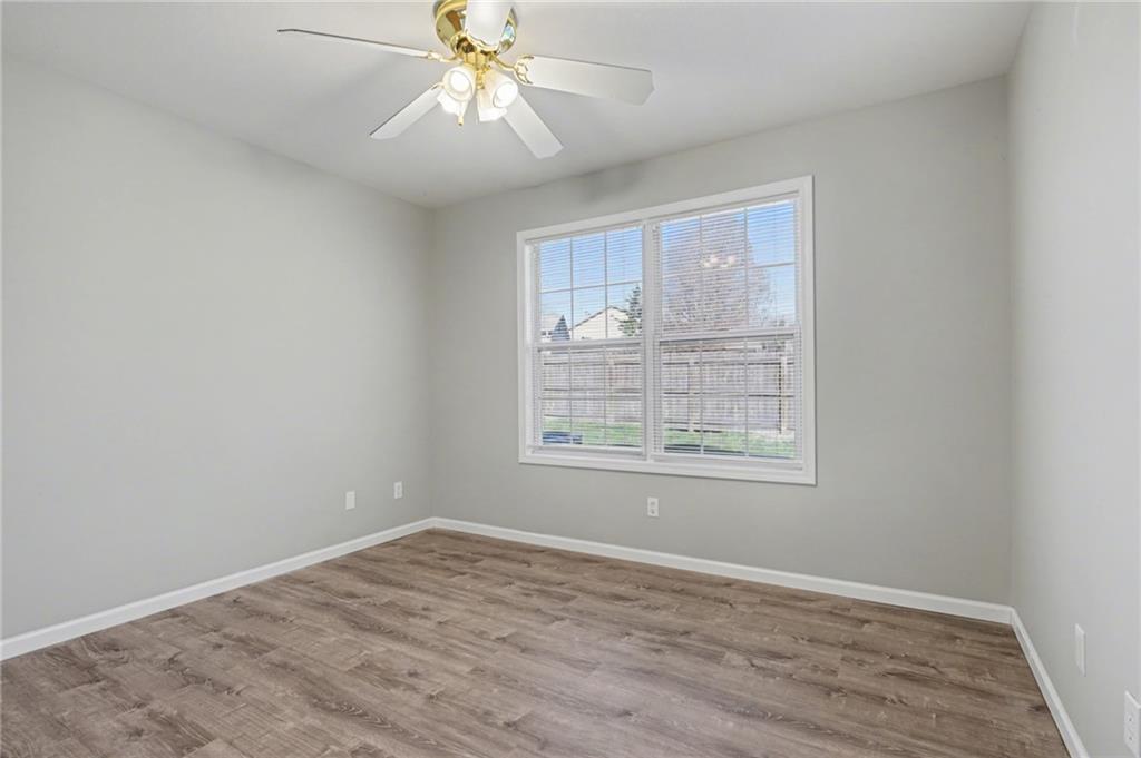 5200 Congressional Place Lawrence, KS 66049 - Photo 16 of 26