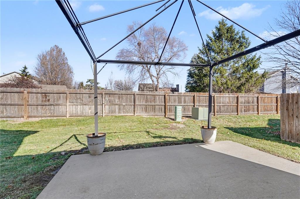 5200 Congressional Place Lawrence, KS 66049 - Photo 23 of 26