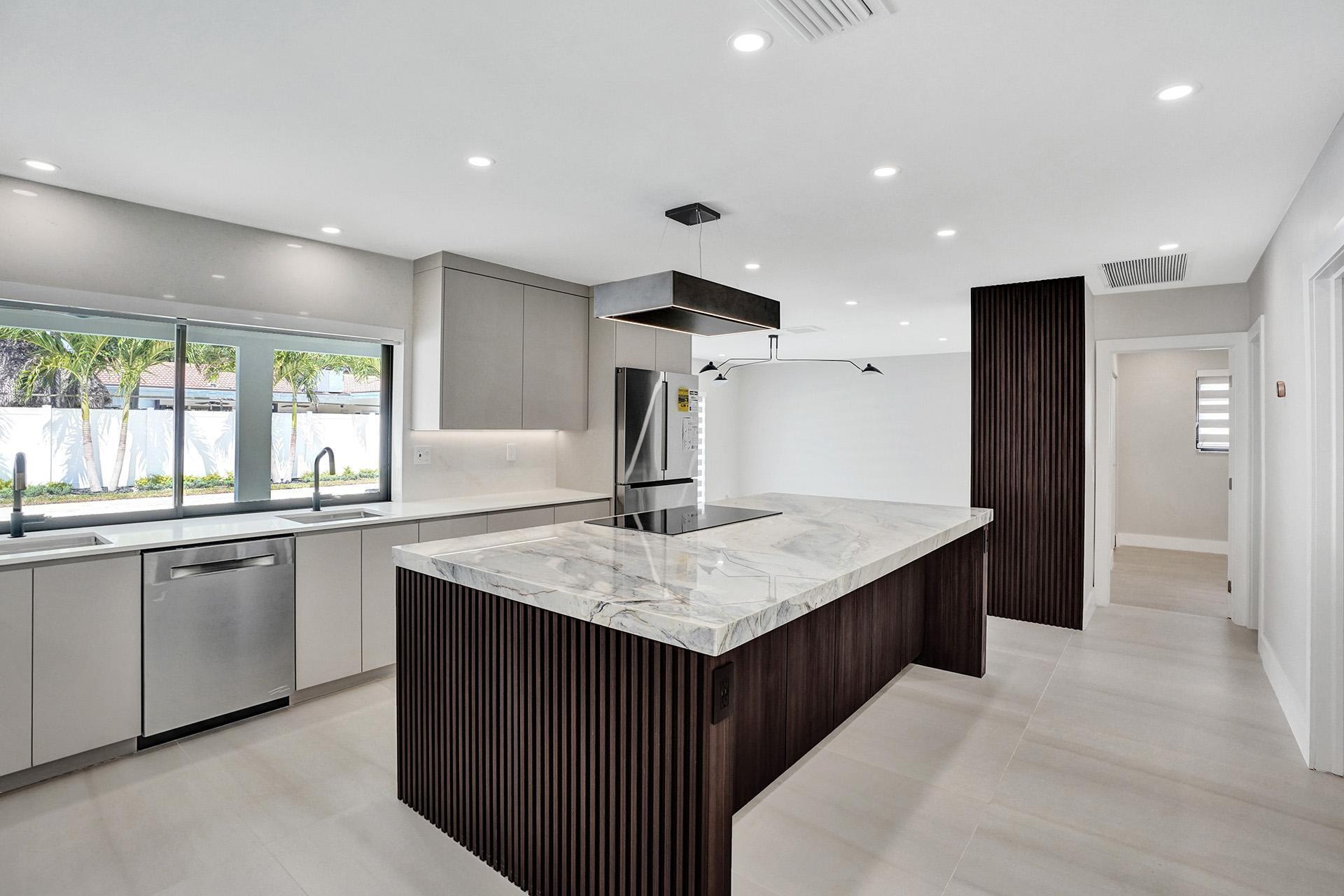 4951 Sarazen Drive Hollywood, FL 33021 - Photo 9 of 21 DSC07808