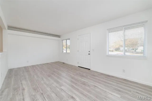 $169,900 | 10093 Viscount Drive, St. Louis, MO 63136