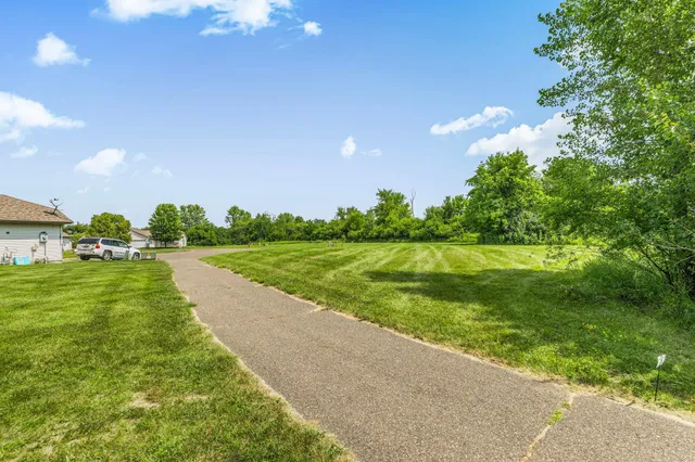 $7,500 | 219 Appaloosa Court, Braham, MN 55006