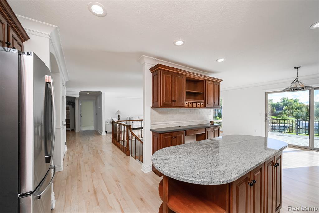 3628 Moberly Road Commerce Township, MI 48382 - Photo 16 of 52 Gallery Image 16