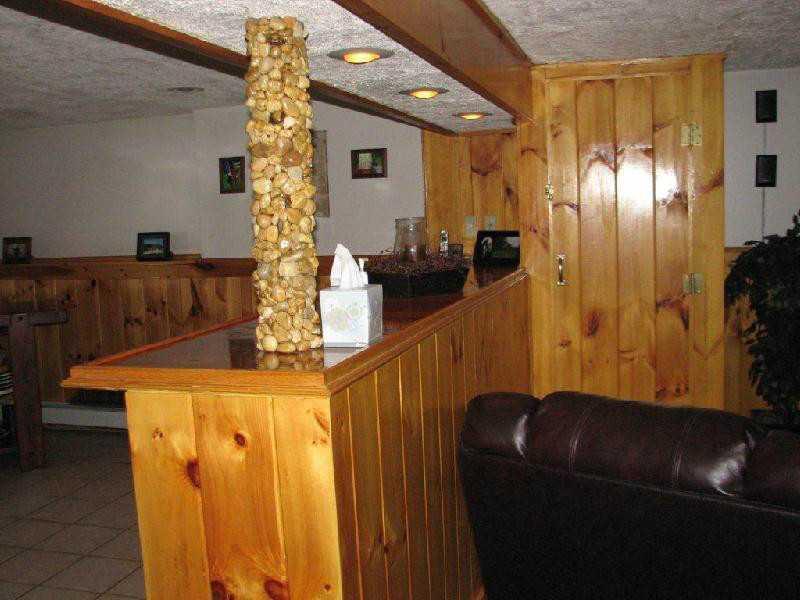 3211 Middle Road Sidney, ME 04330 - Photo 16 of 32 Other. Bar space.
