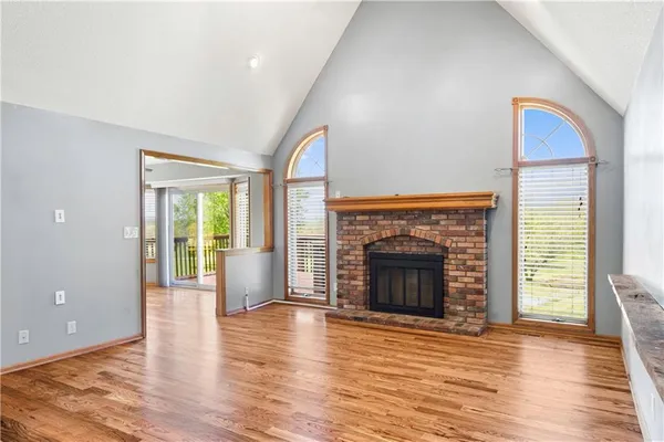 $650,000 | 1720 Paddock Drive, Kearney, MO 64060