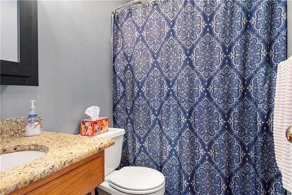 $650,000 | 1720 Paddock Drive, Kearney, MO 64060