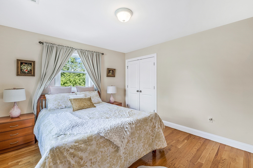 184 College Farm Road Waltham, MA 02451 - Photo 15 of 27