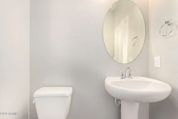$2,500 | 1677 East Chelsea Lane, Gilbert, AZ 85295