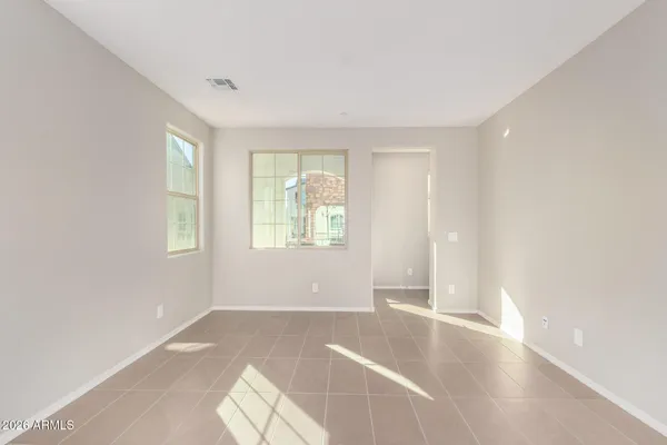 $2,500 | 1677 East Chelsea Lane, Gilbert, AZ 85295