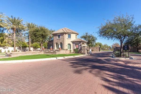 $2,500 | 1677 East Chelsea Lane, Gilbert, AZ 85295