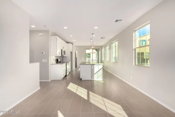 $2,500 | 1677 East Chelsea Lane, Gilbert, AZ 85295