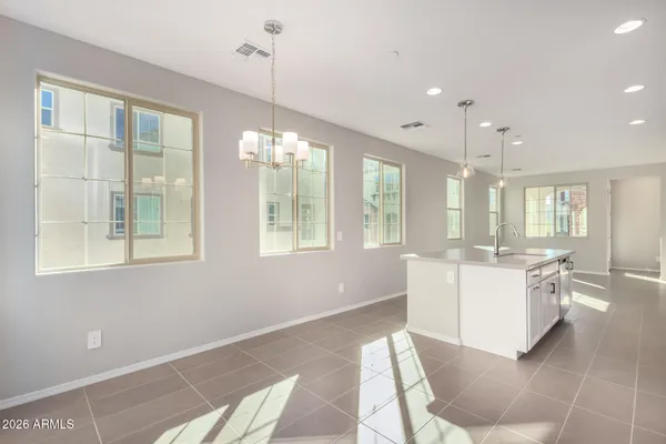 $2,500 | 1677 East Chelsea Lane, Gilbert, AZ 85295