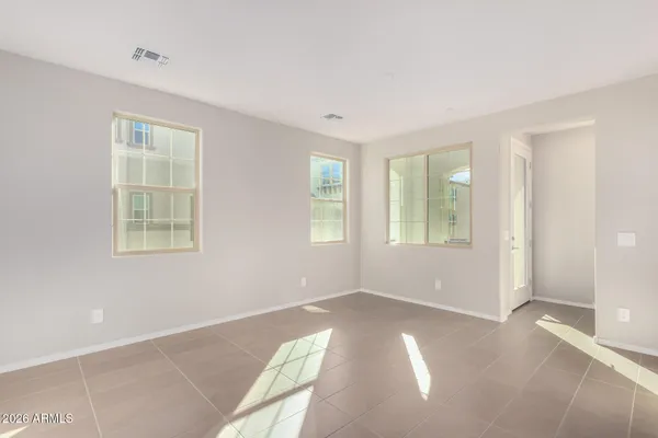 $2,500 | 1677 East Chelsea Lane, Gilbert, AZ 85295