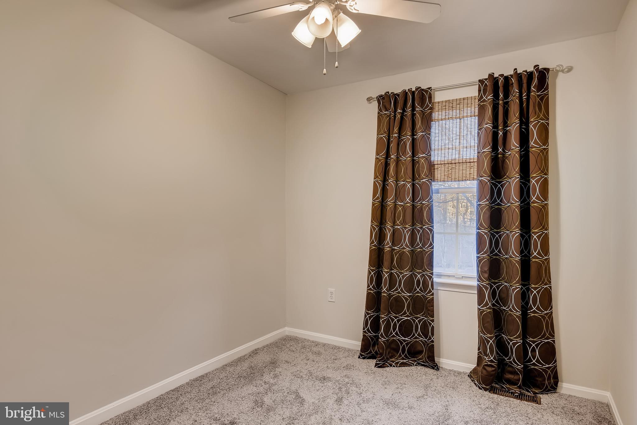 5 Running Court Baltimore, MD 21221 - Photo 15 of 32 Gallery Image 15