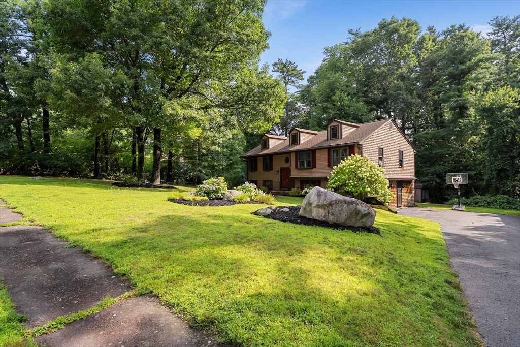 35 Lowell Road Pembroke, MA 02359 - Photo 2 of 42 Gallery Image 2