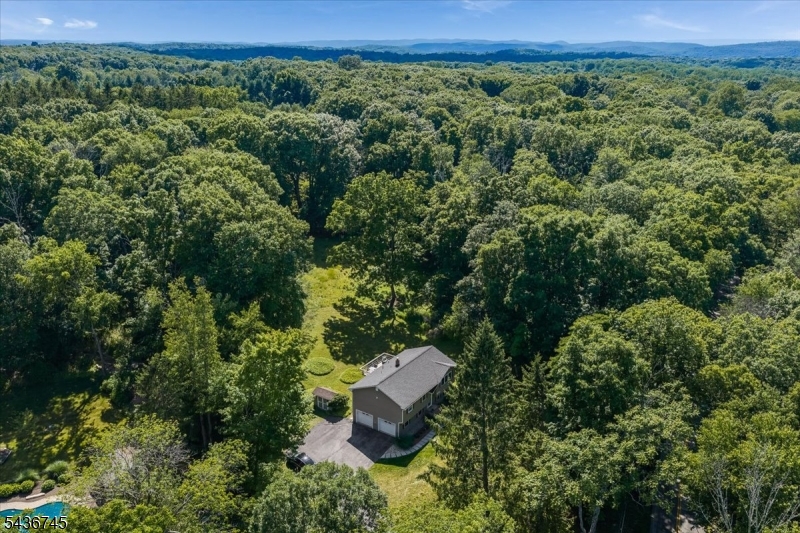 9 Wehrli Road Long Valley, NJ 07853 - Photo 30 of 40