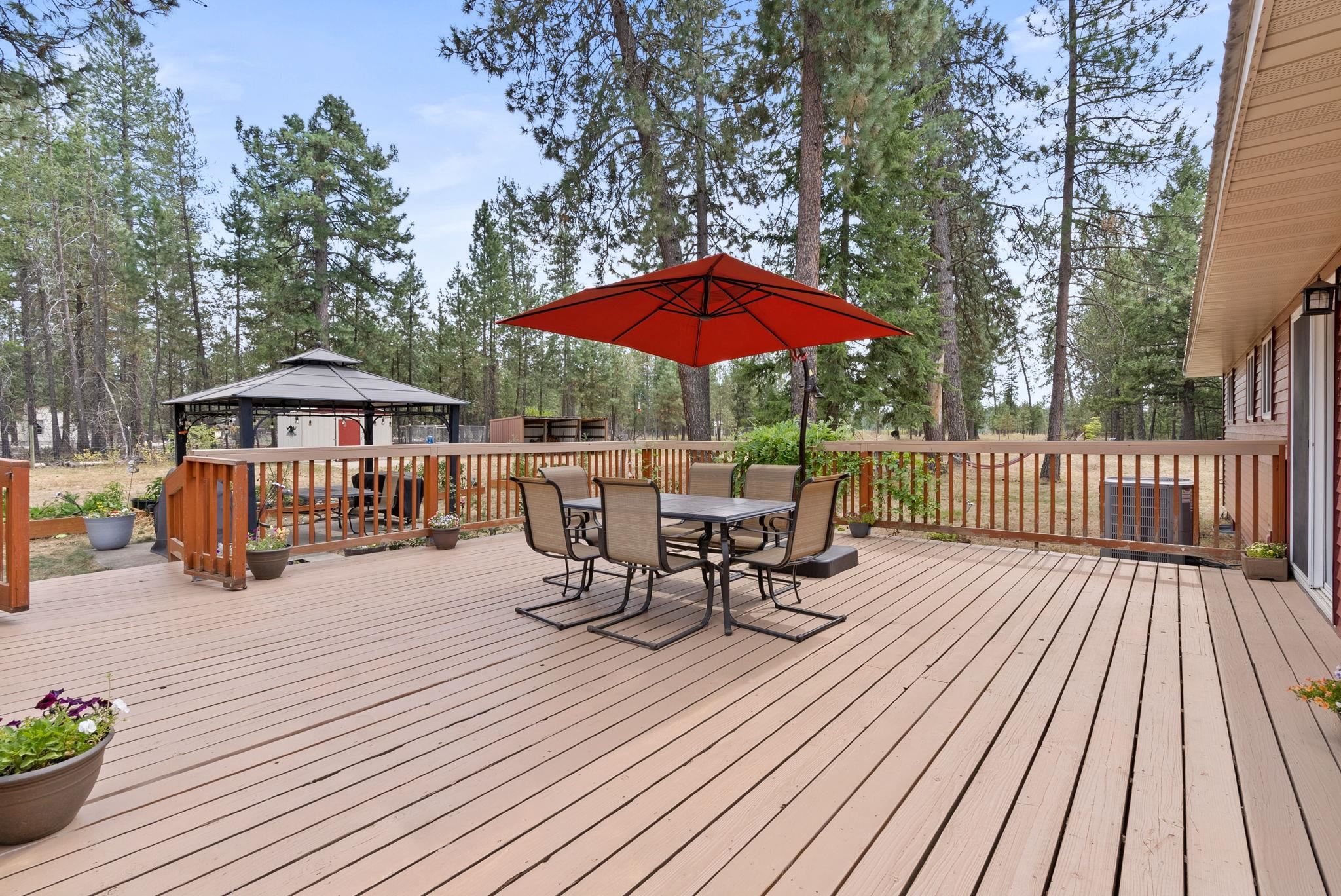 12412 East Frideger Road Elk, WA 99009 - Photo 2 of 48