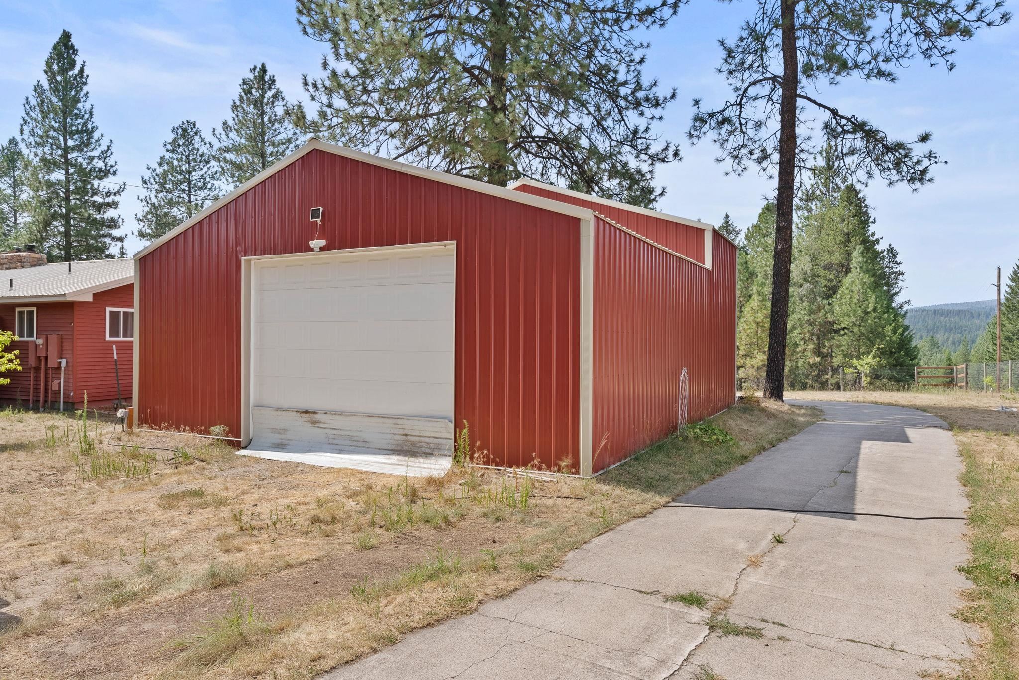 12412 East Frideger Road Elk, WA 99009 - Photo 3 of 48