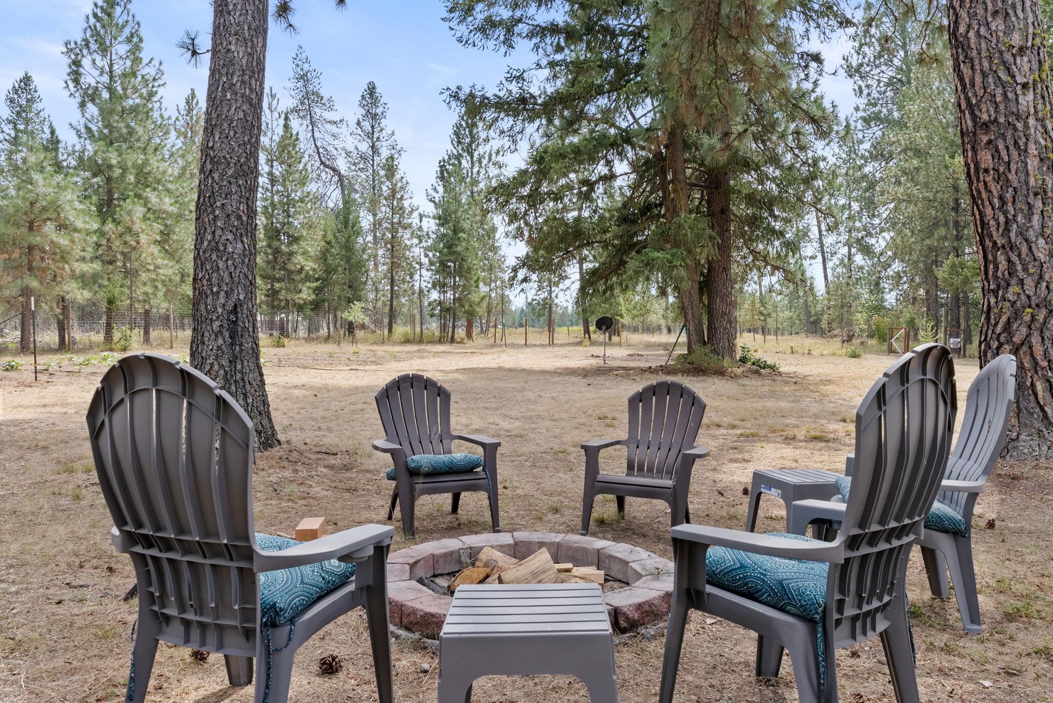 12412 East Frideger Road Elk, WA 99009 - Photo 36 of 48