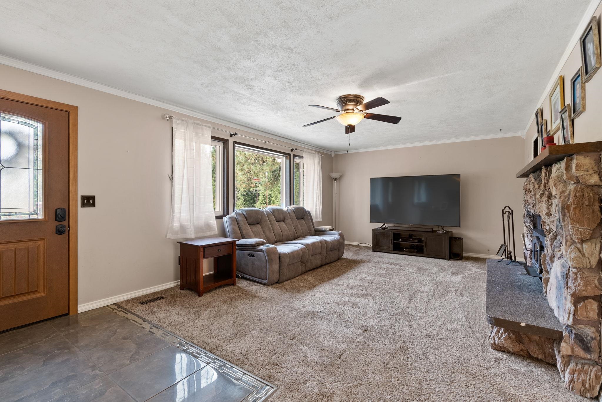 12412 East Frideger Road Elk, WA 99009 - Photo 4 of 48