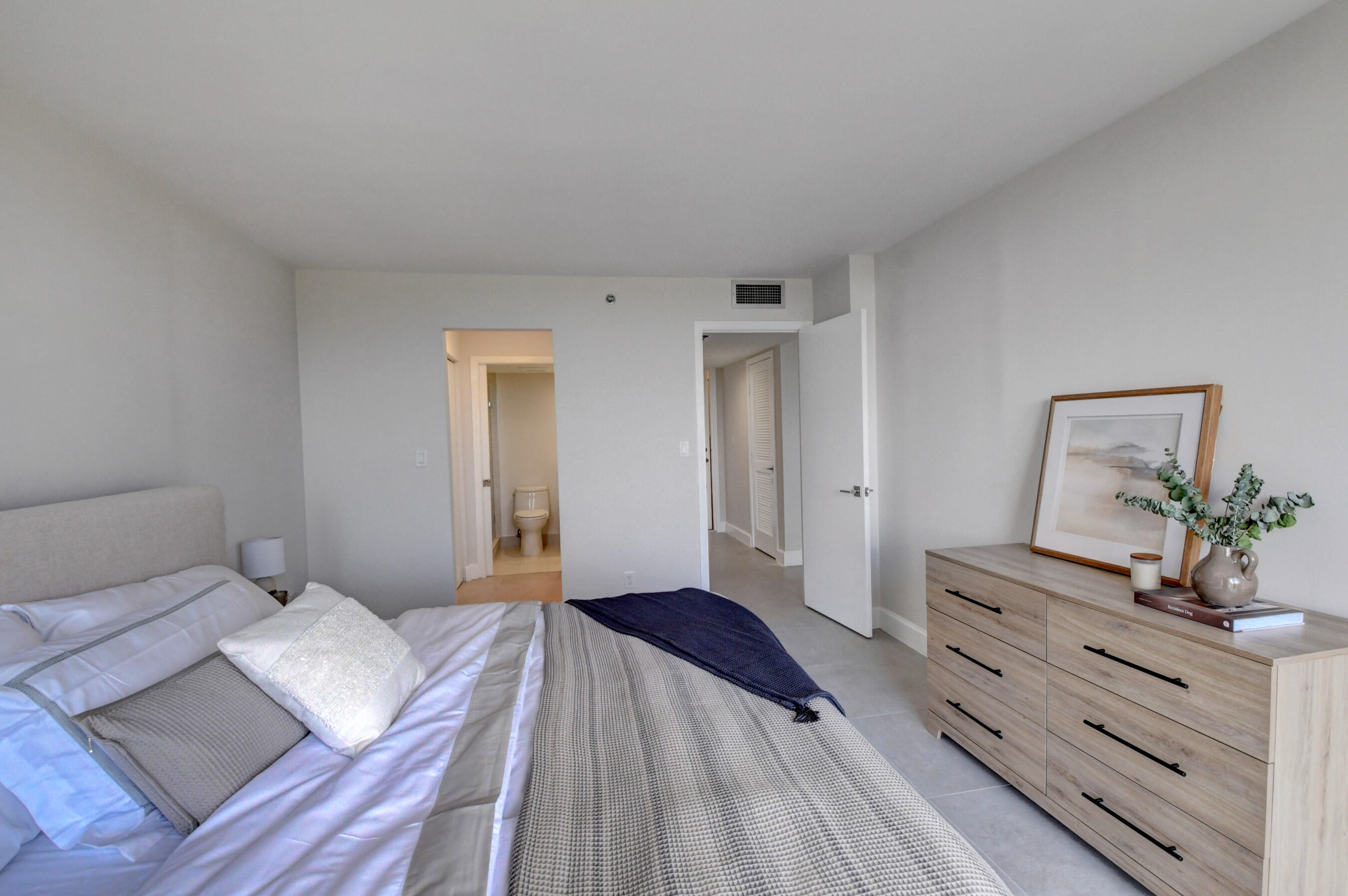 1756 Bridgewood Drive Boca Raton, FL 33434 - Photo 19 of 42 Main