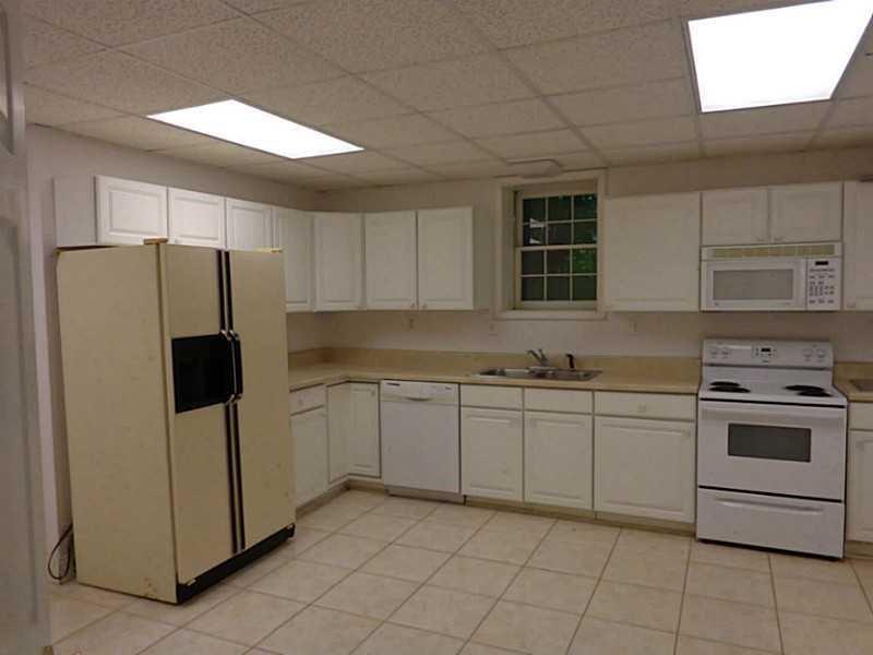 1294 Sweet Bottom Court Southwest Marietta, GA 30064 - Photo 16 of 19