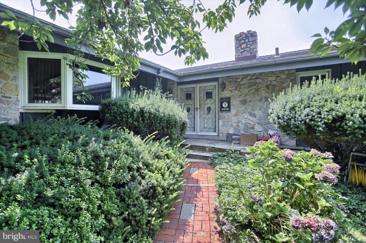 200 Moredun Road Philadelphia, PA 19115 - Photo 49 of 63