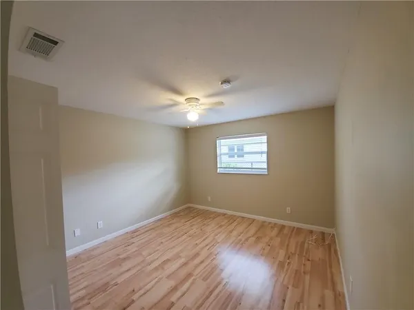 $1,950 | 919 Turtle Cove Lane, Unit 1, Vero Beach, FL 32963