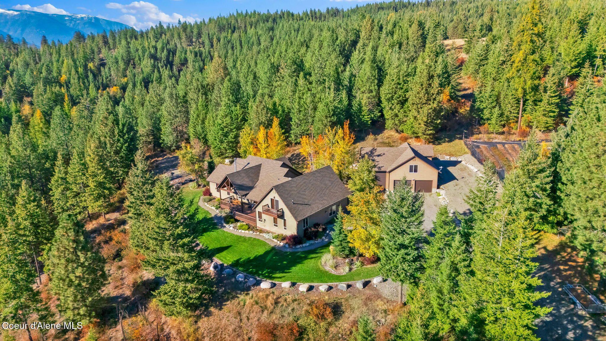 799 Grouse Hill Road Bonners Ferry, ID 83805 - Photo 2 of 115 107-web-or-mls-SkyLight - Jenny-65