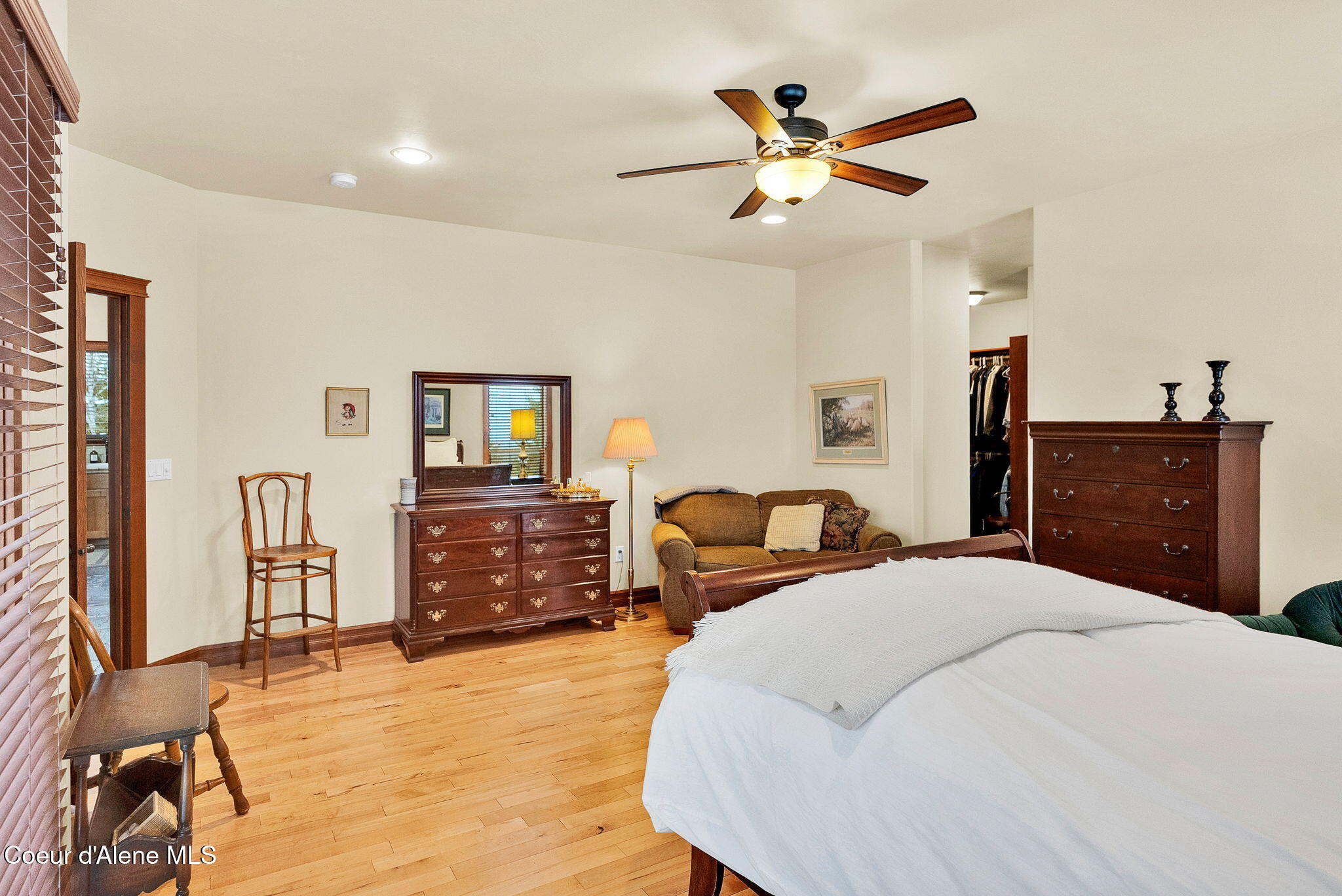 799 Grouse Hill Road Bonners Ferry, ID 83805 - Photo 28 of 115 25-web-or-mls-SkyLight - Jenny-14