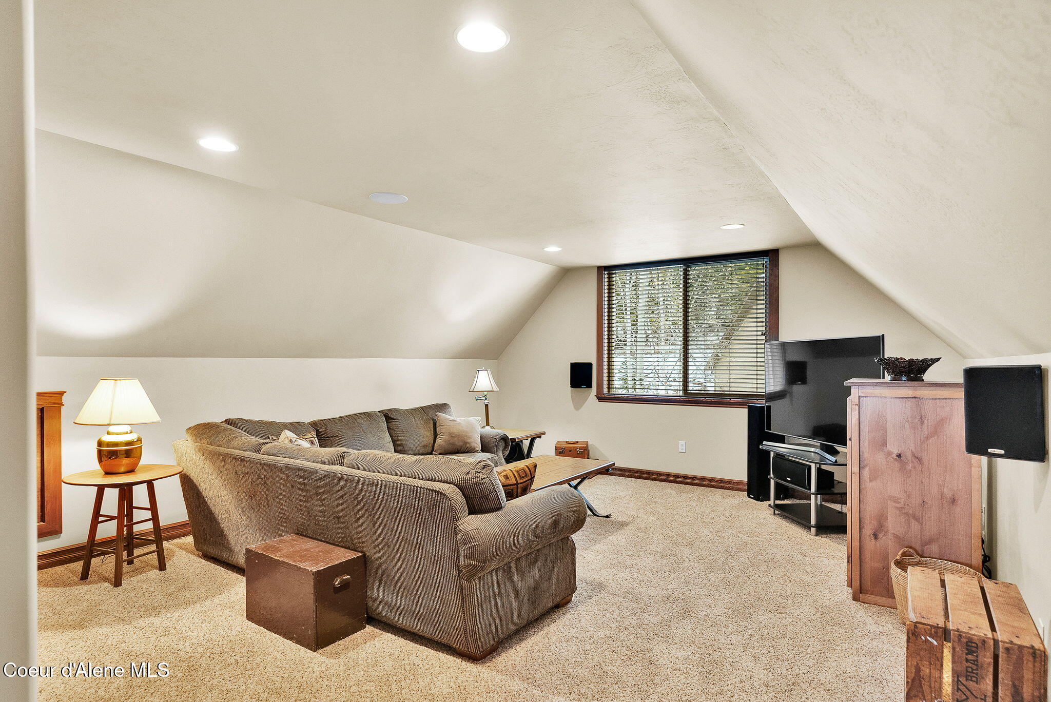 799 Grouse Hill Road Bonners Ferry, ID 83805 - Photo 37 of 115 35-web-or-mls-SkyLight - Jenny-51 (2)
