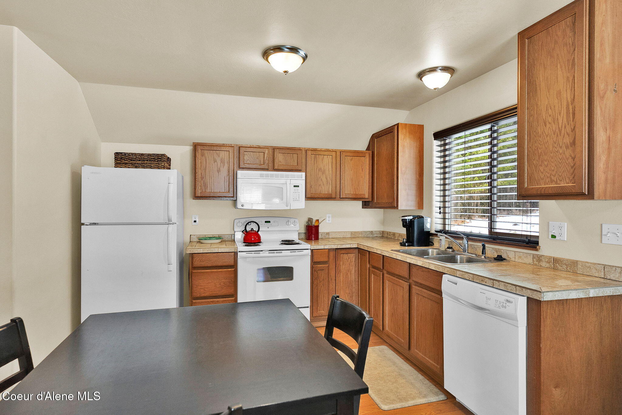 799 Grouse Hill Road Bonners Ferry, ID 83805 - Photo 55 of 115 52-web-or-mls-SkyLight - Jenny-64 (2)