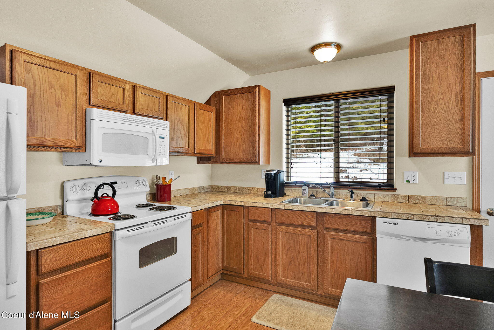 799 Grouse Hill Road Bonners Ferry, ID 83805 - Photo 56 of 115 53-web-or-mls-SkyLight - Jenny-65 (2)