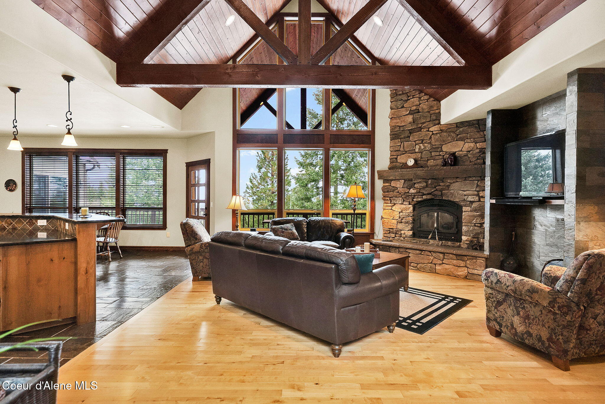 799 Grouse Hill Road Bonners Ferry, ID 83805 - Photo 6 of 115 3-web-or-mls-SkyLight - Jenny-46 (2)