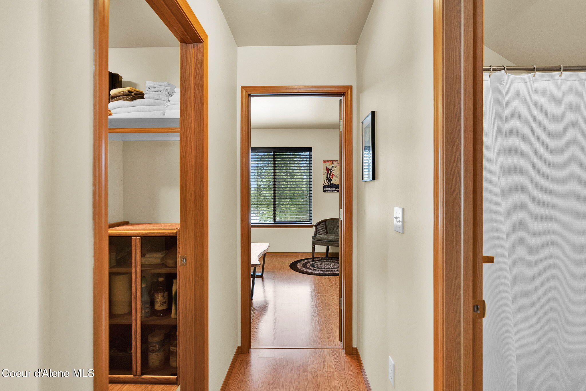 799 Grouse Hill Road Bonners Ferry, ID 83805 - Photo 61 of 115 58-web-or-mls-SkyLight - Jenny-62 (2)