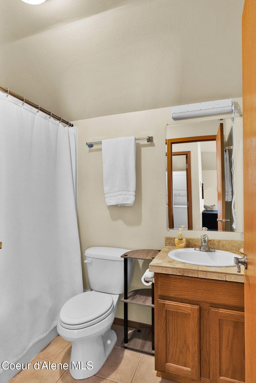 799 Grouse Hill Road Bonners Ferry, ID 83805 - Photo 66 of 115 63-web-or-mls-SkyLight - Jenny-61 (2)