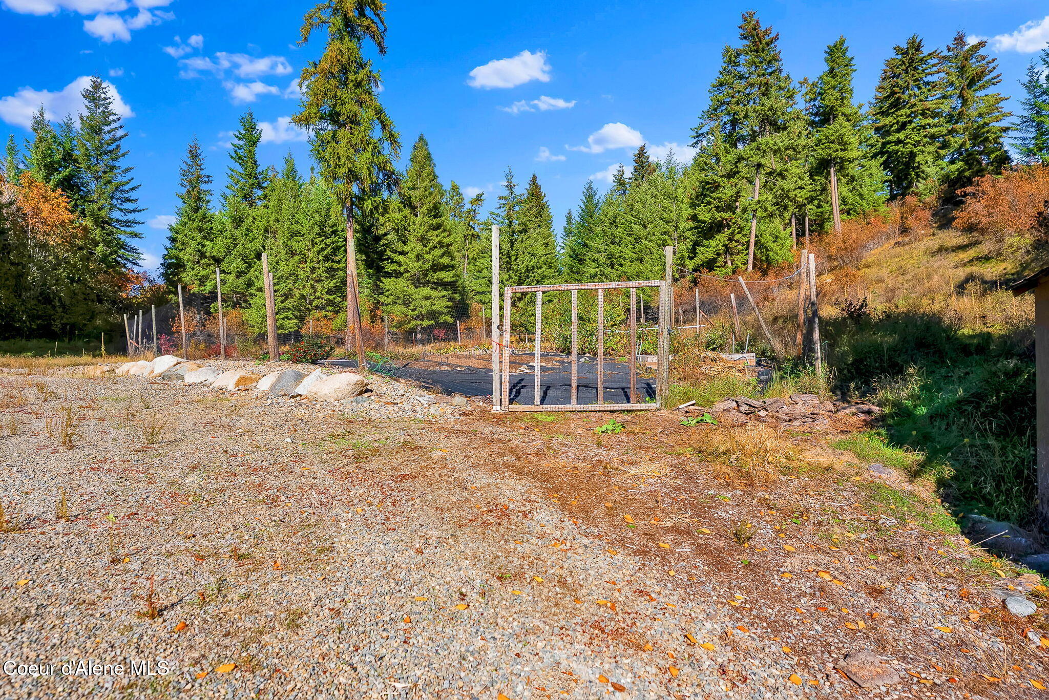 799 Grouse Hill Road Bonners Ferry, ID 83805 - Photo 73 of 115 70-web-or-mls-SkyLight - Jenny-31