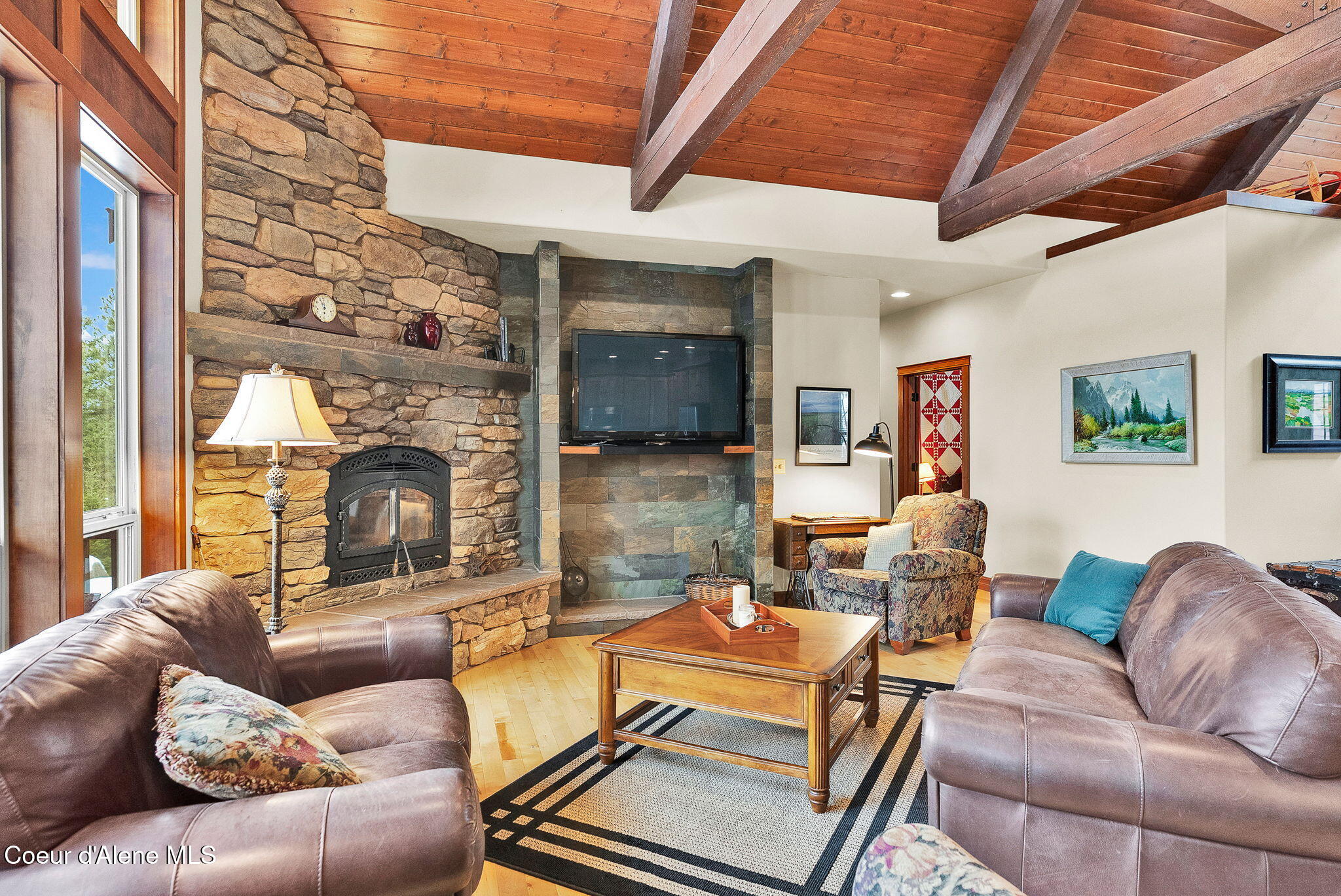 799 Grouse Hill Road Bonners Ferry, ID 83805 - Photo 9 of 115 6-web-or-mls-SkyLight - Jenny-43 (2)