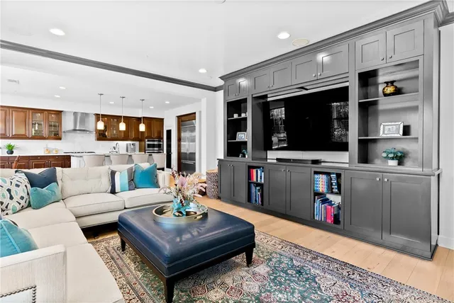 $1,735,000 | 10 Alza Street, Rancho Mission Viejo, CA 92694