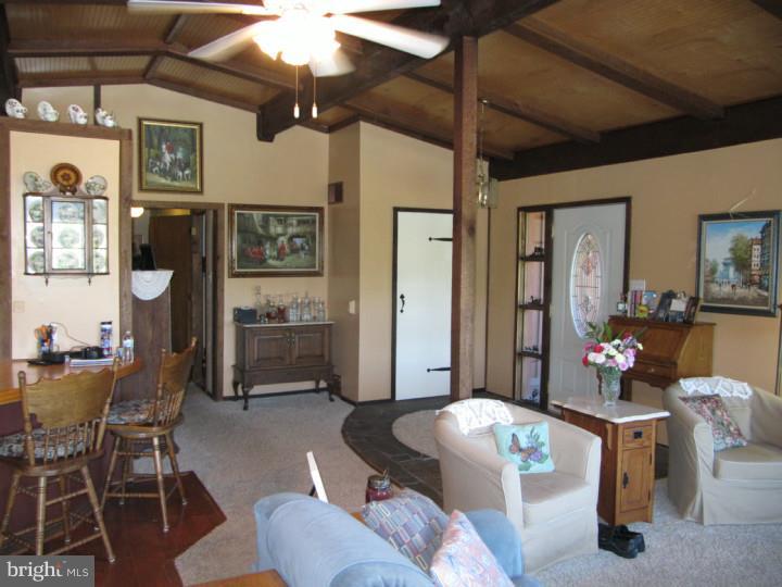 505 Golf Course Road Birdsboro, PA 19508 - Photo 6 of 24 Foyer