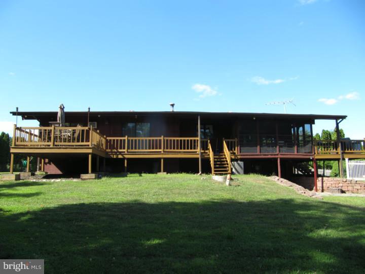 505 Golf Course Road Birdsboro, PA 19508 - Photo 9 of 24 Exterior Back