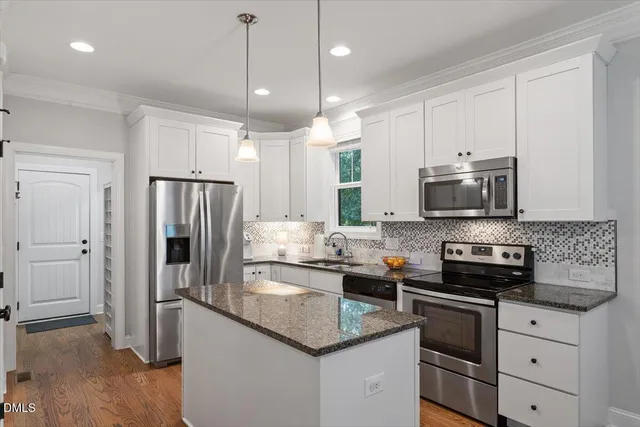 $550,000 | 19 Northern Way Court, Durham, NC 27712