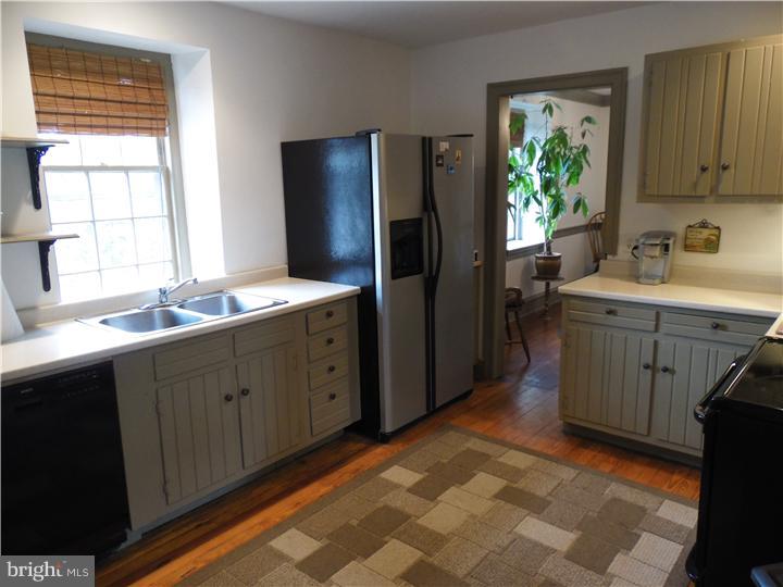 160 Grubb Road Malvern, PA 19355 - Photo 11 of 22