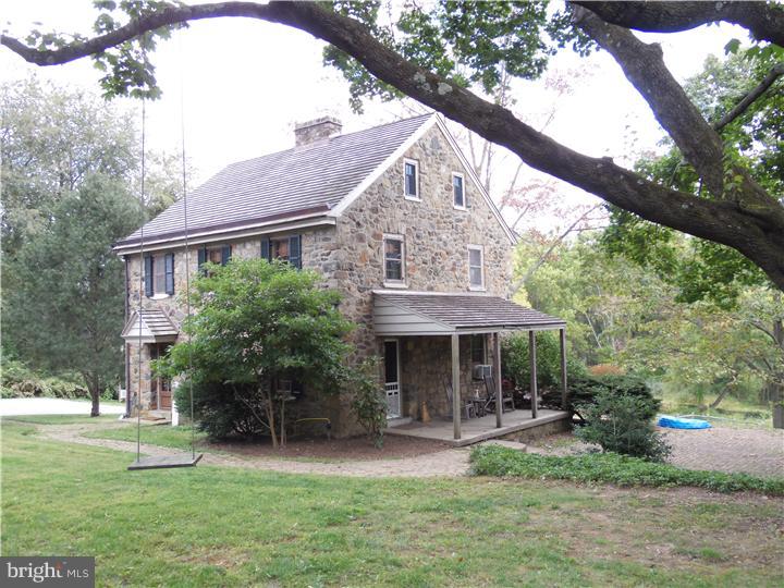 160 Grubb Road Malvern, PA 19355 - Photo 3 of 22