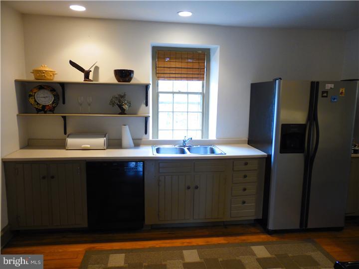 160 Grubb Road Malvern, PA 19355 - Photo 10 of 22