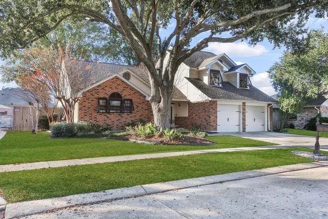 $260,000 | 2219 Laurel Valley Drive, Laplace, LA 70068